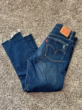 Levi's Women's 501 Dark Blue Raw Hem Jeans size 27 petite